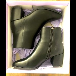 Madden Girl Black Boots. Size 6.